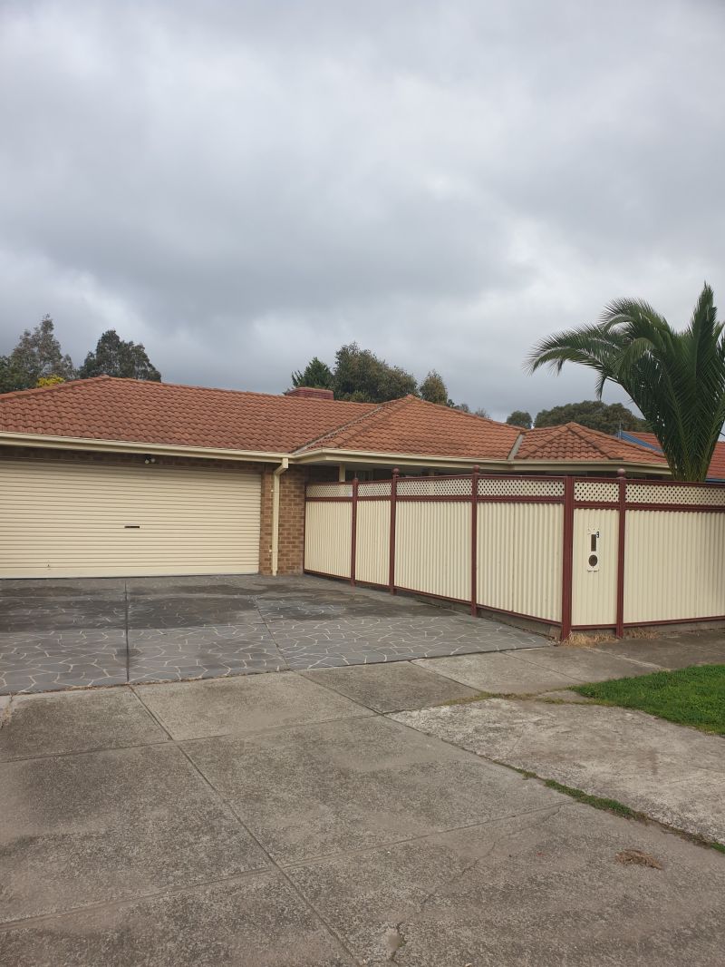 9 Murchison Way, Thomastown