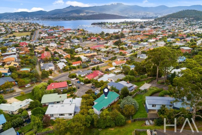 99 Malunna Road Lindisfarne, Lindisfarne - Image 1
