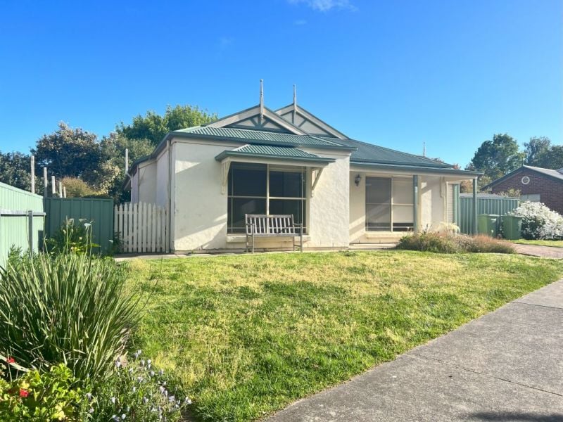 3/14A Haeusler Drive, Nairne Adcock Real Estate