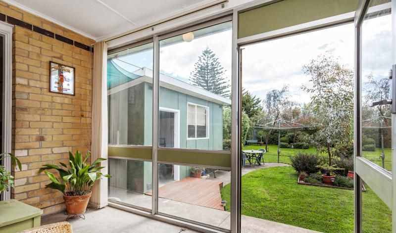 8 Corrigan Avenue, Brooklyn - Thumbnail 3
