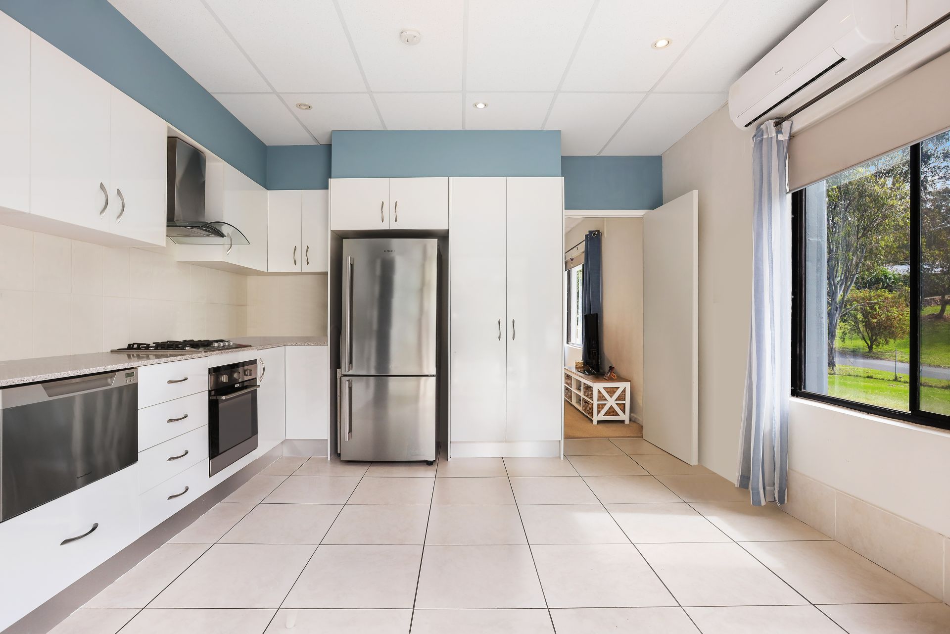 4 Royston Crescent, Reedy Creek Cole Residential