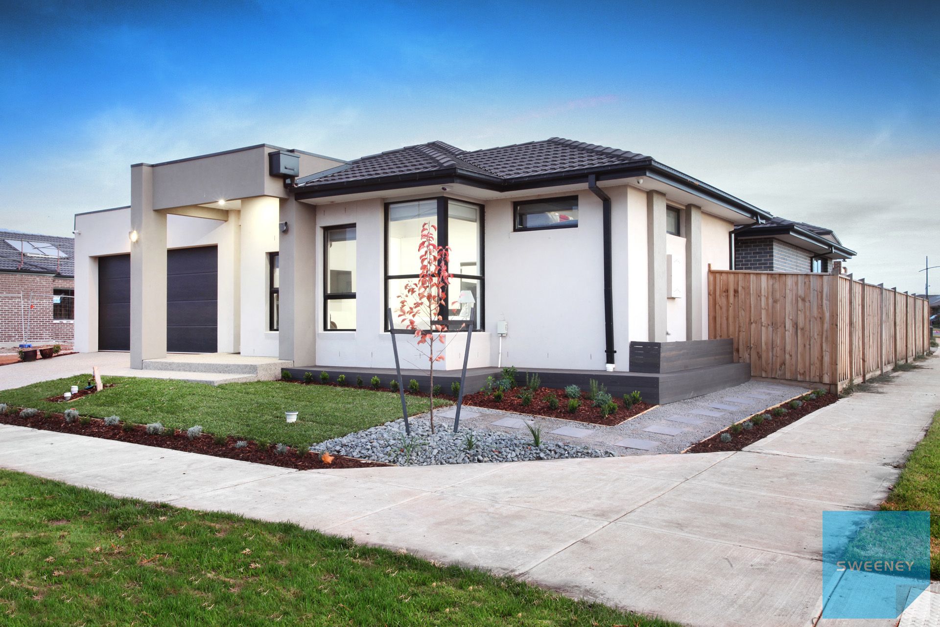 50 Woodlea Boulevard, ROCKBANK Sweeney Estate Agents