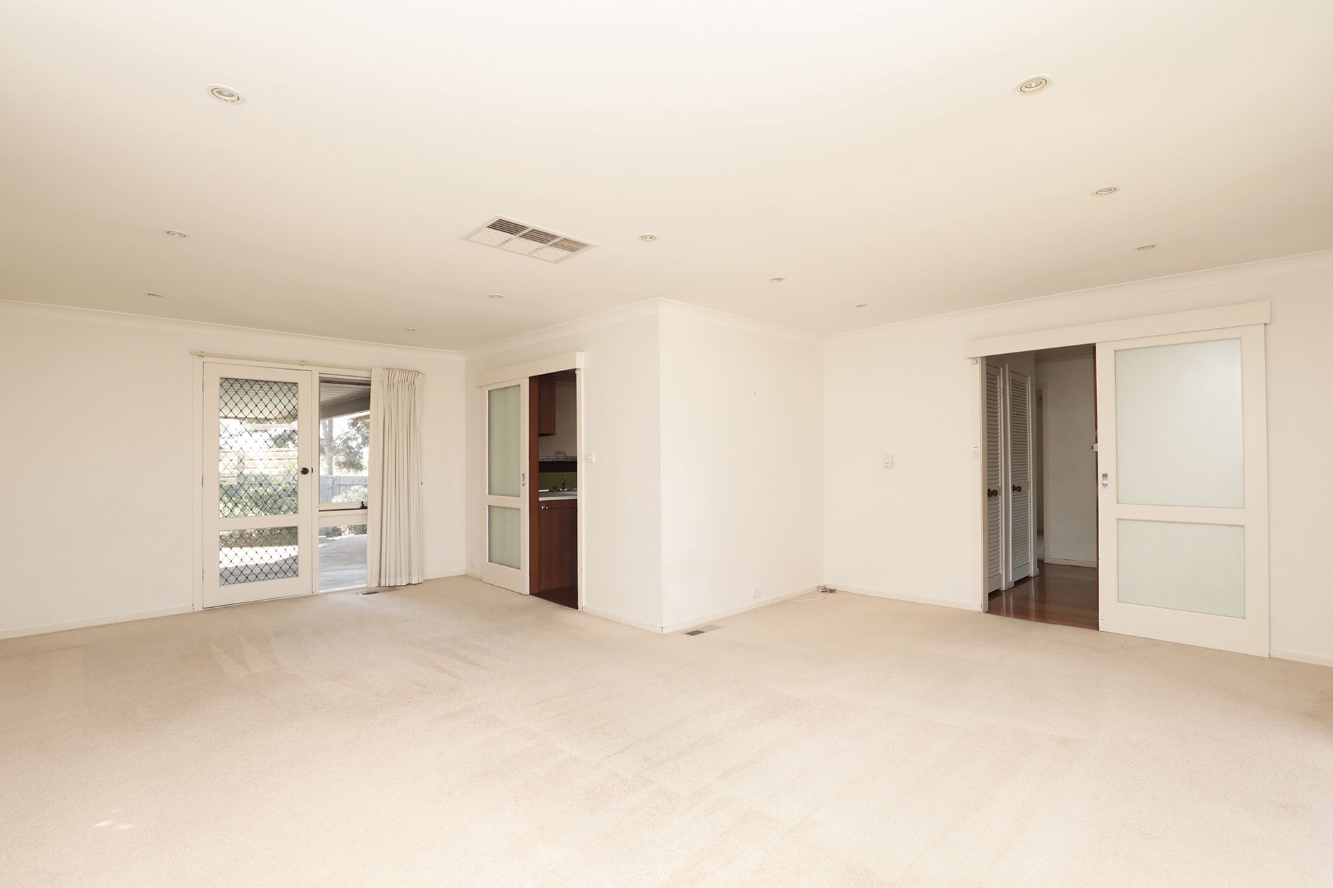 108 Mary Avenue, Wheelers Hill - Thumbnail 6