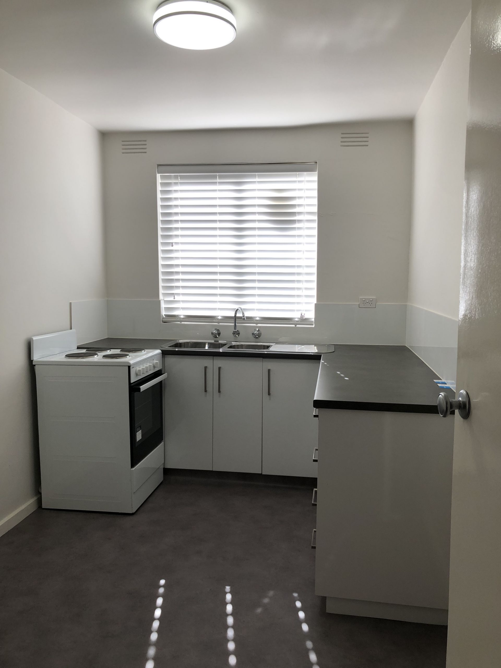 6/28 Eldridge Street, Footscray - Thumbnail 3