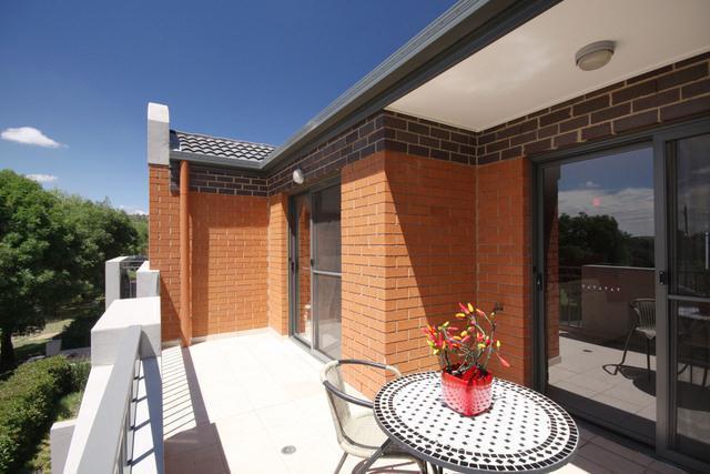 4/2 Namatjira Drive, Weston - Thumbnail 7