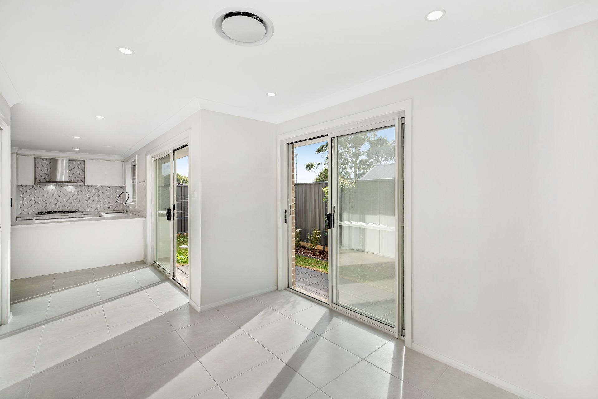 2B Princes Avenue Charlestown NSW, Charlestown - Thumbnail 7
