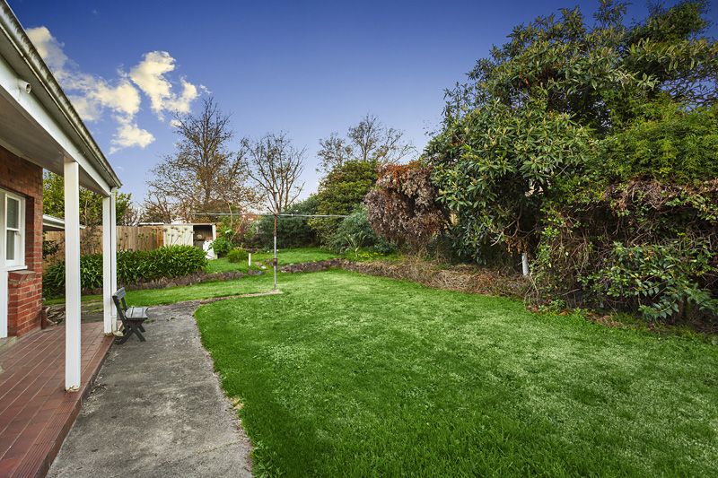16 Heather Court, Hawthorn East - Thumbnail 6