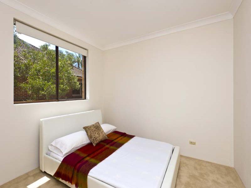 2/10 Ronald Avenue FRESHWATER NSW, Freshwater - Thumbnail 4