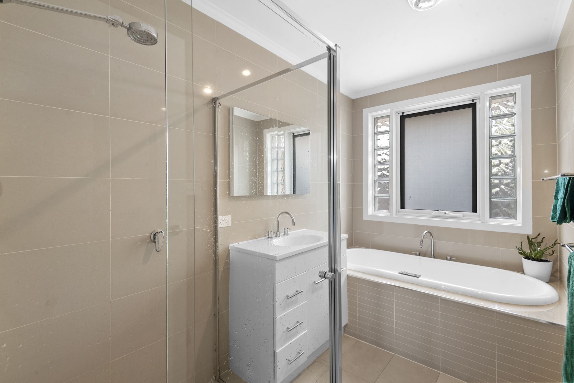 GREAT HOME IN A GREAT LOCATION