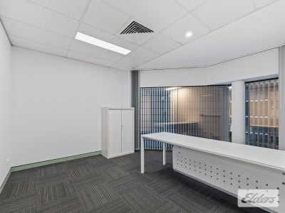 PLUG & PLAY SOUTH BRISBANE FITTED OFFICES!