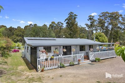 76 Knox Drive, South Spreyton, South Spreyton - Thumbnail 3