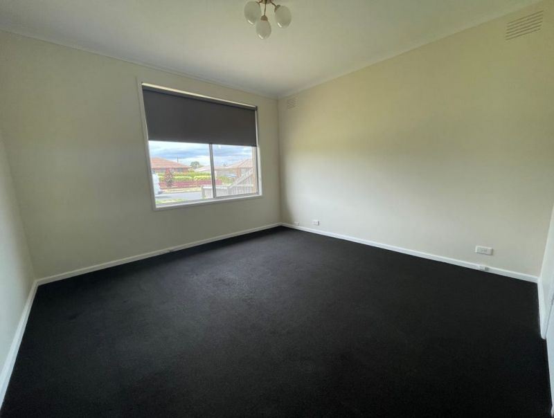 43 Pinetree Crescent, Lalor