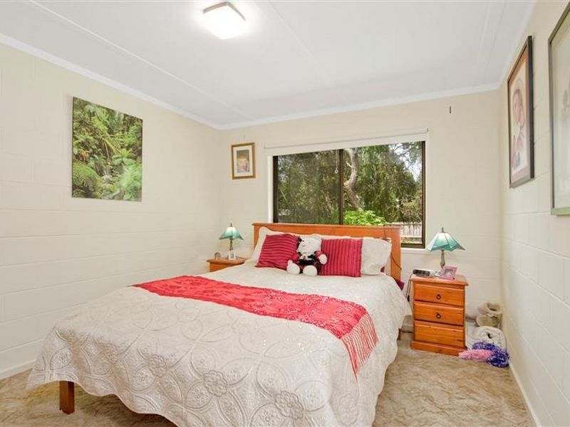 Unit 1/11 Martin Street APOLLO BAY VIC, Apollo Bay - Thumbnail 4