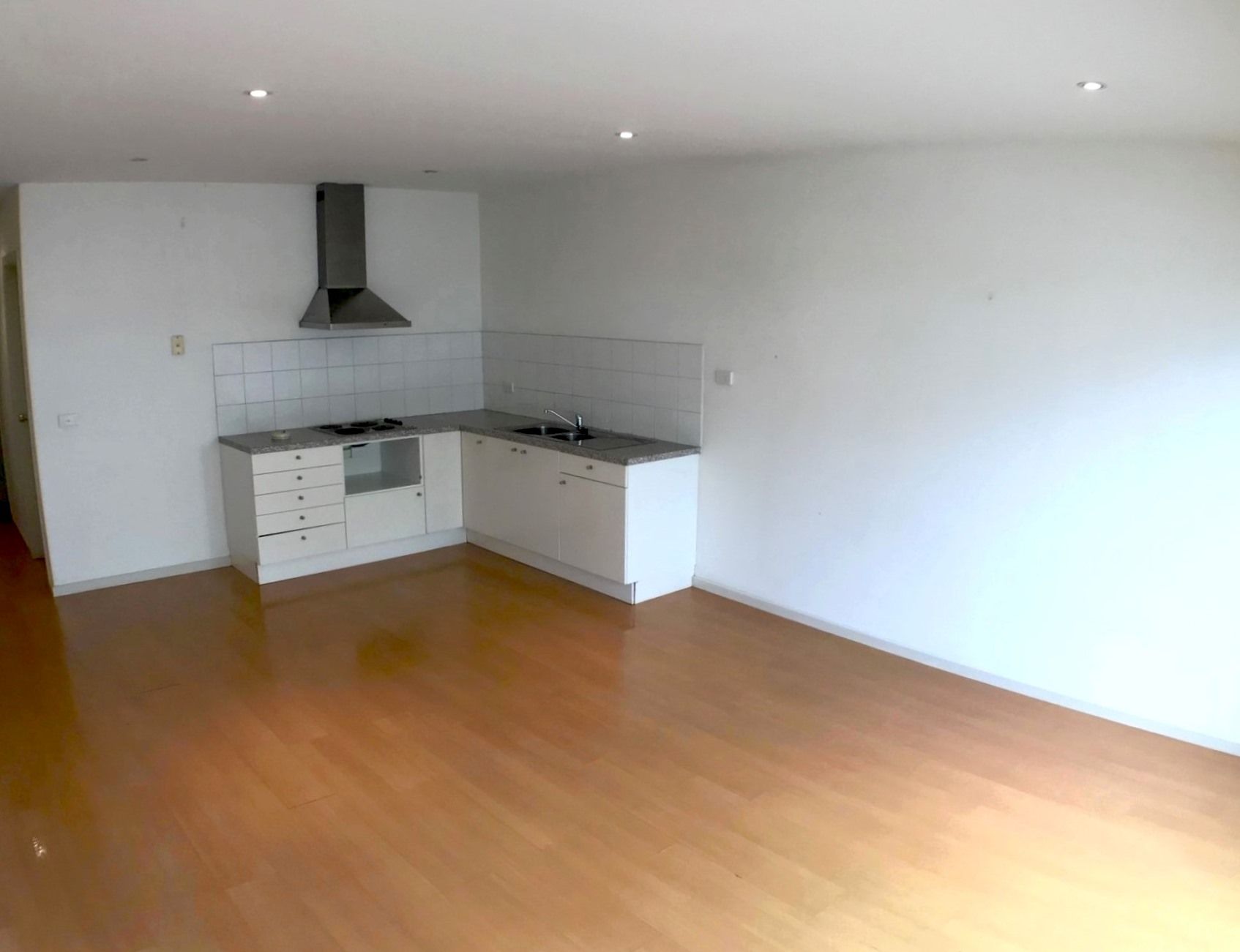ONE BEDROOM STUDIO APARTMENT   *Insp Thu 21st Mar @ 3:45pm*