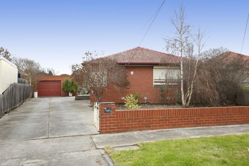 9 Darebin Boulevard, Reservoir