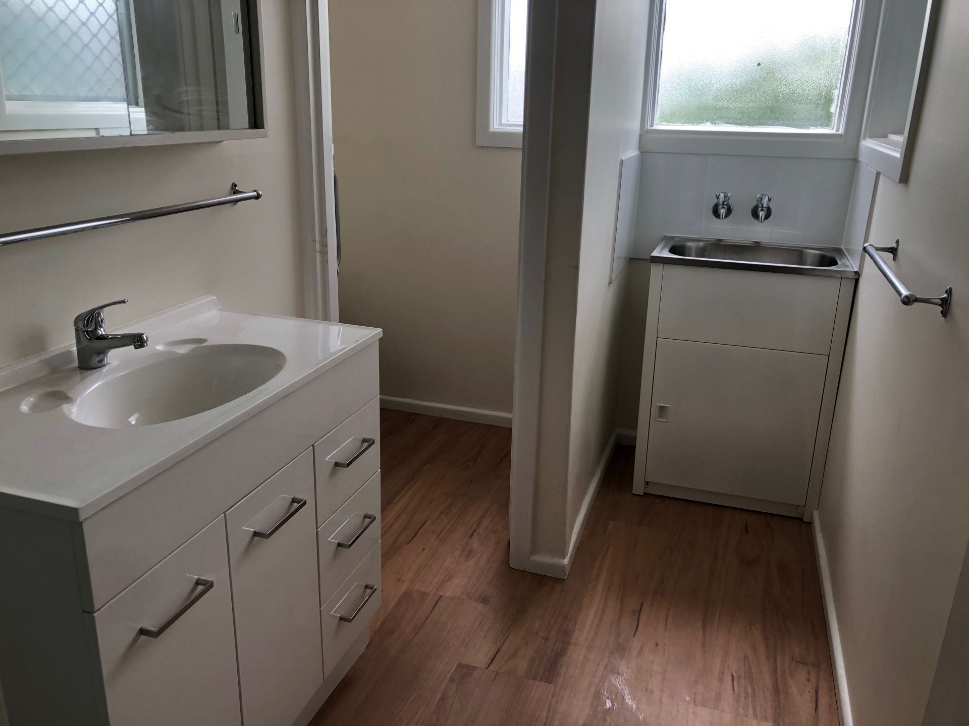 TIDY UNIT FOR LEASE!