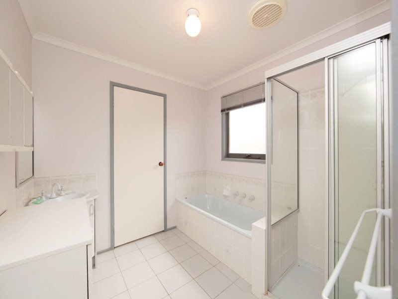 31 Romano Avenue MILL PARK, 31 Romano Avenue Mill Park - Thumbnail 8