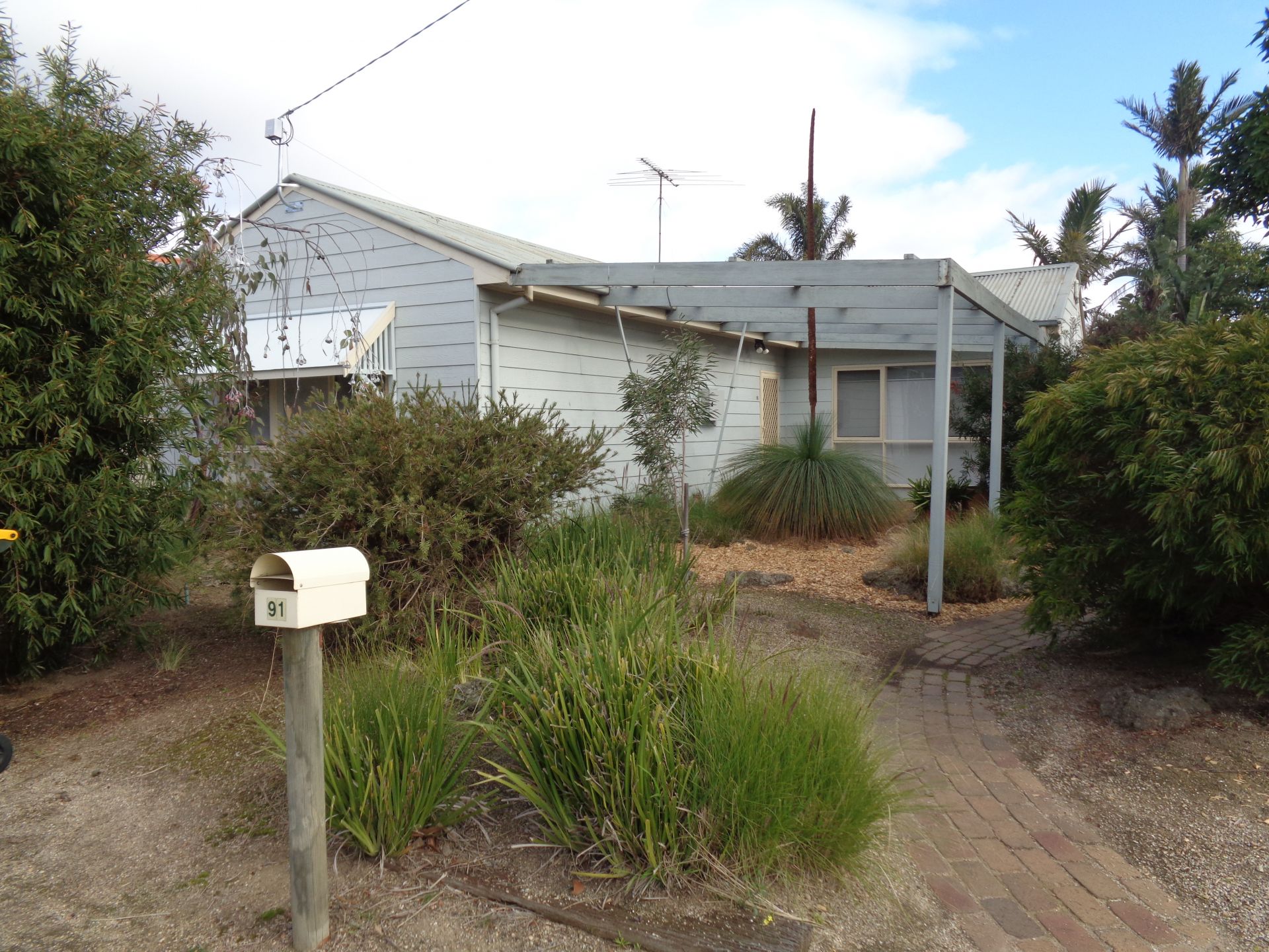 91 Grieve Parade, Altona First National Barlow McEwan Tribe