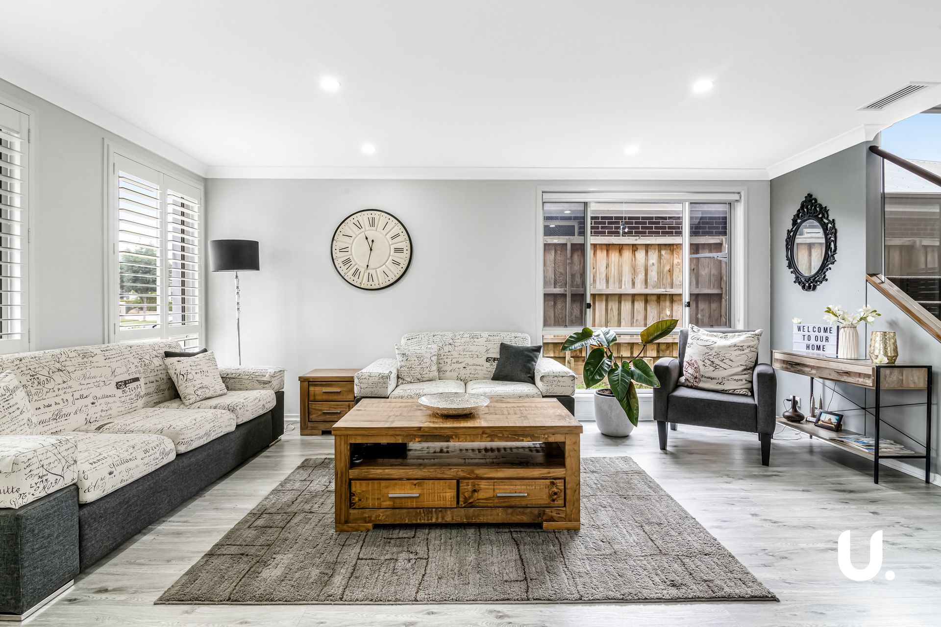 Colebee 41 Burringoa Crescent