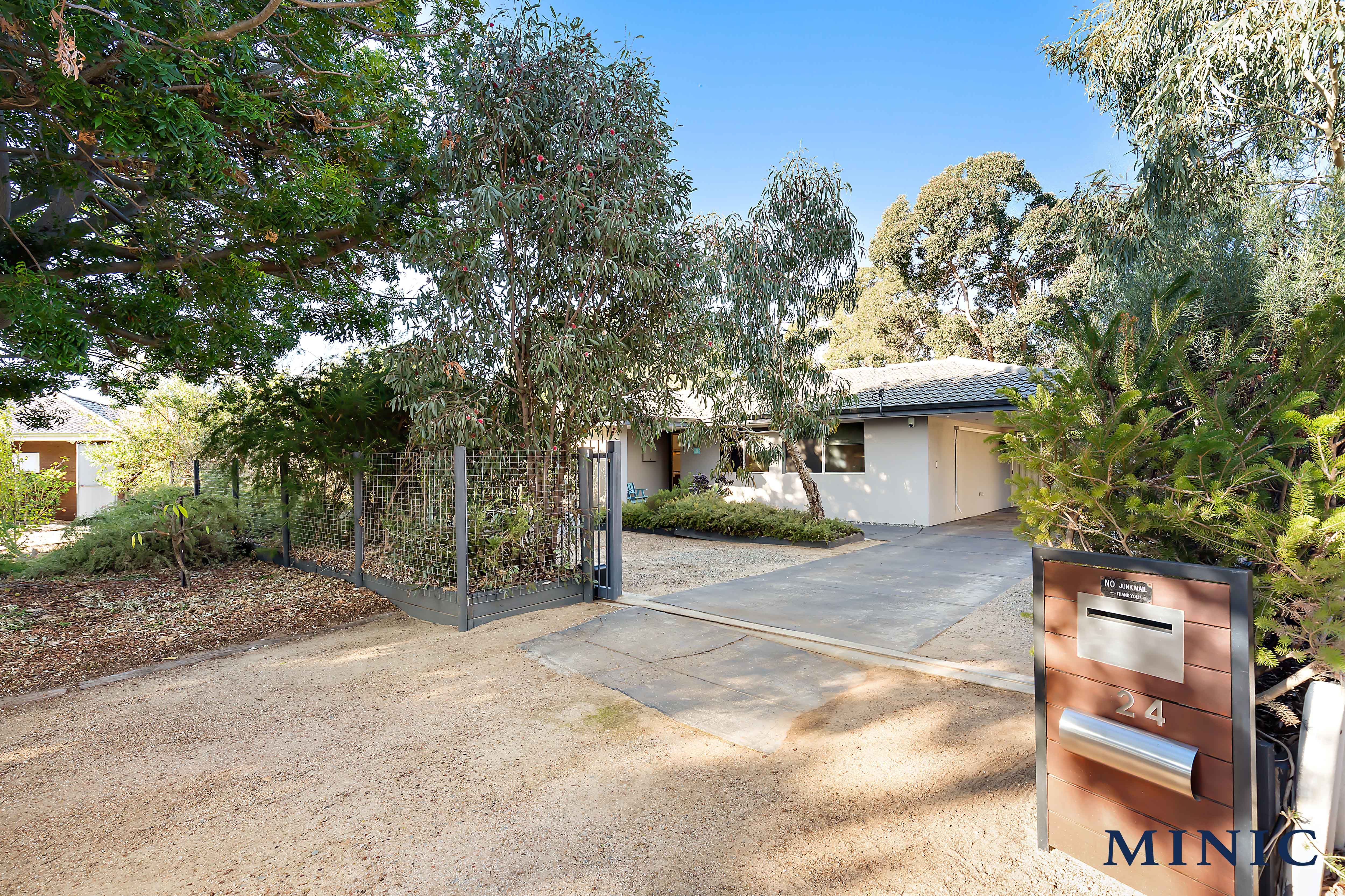 24 Burran Court, Armadale