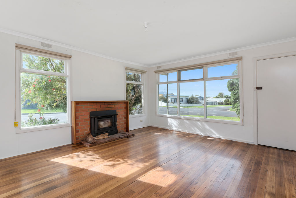 109 McLachlan Street APOLLO BAY VIC, Apollo Bay - Thumbnail 6