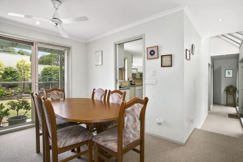 5 Tarnalla Place Ocean Grove VIC, Ocean Grove - Thumbnail 4