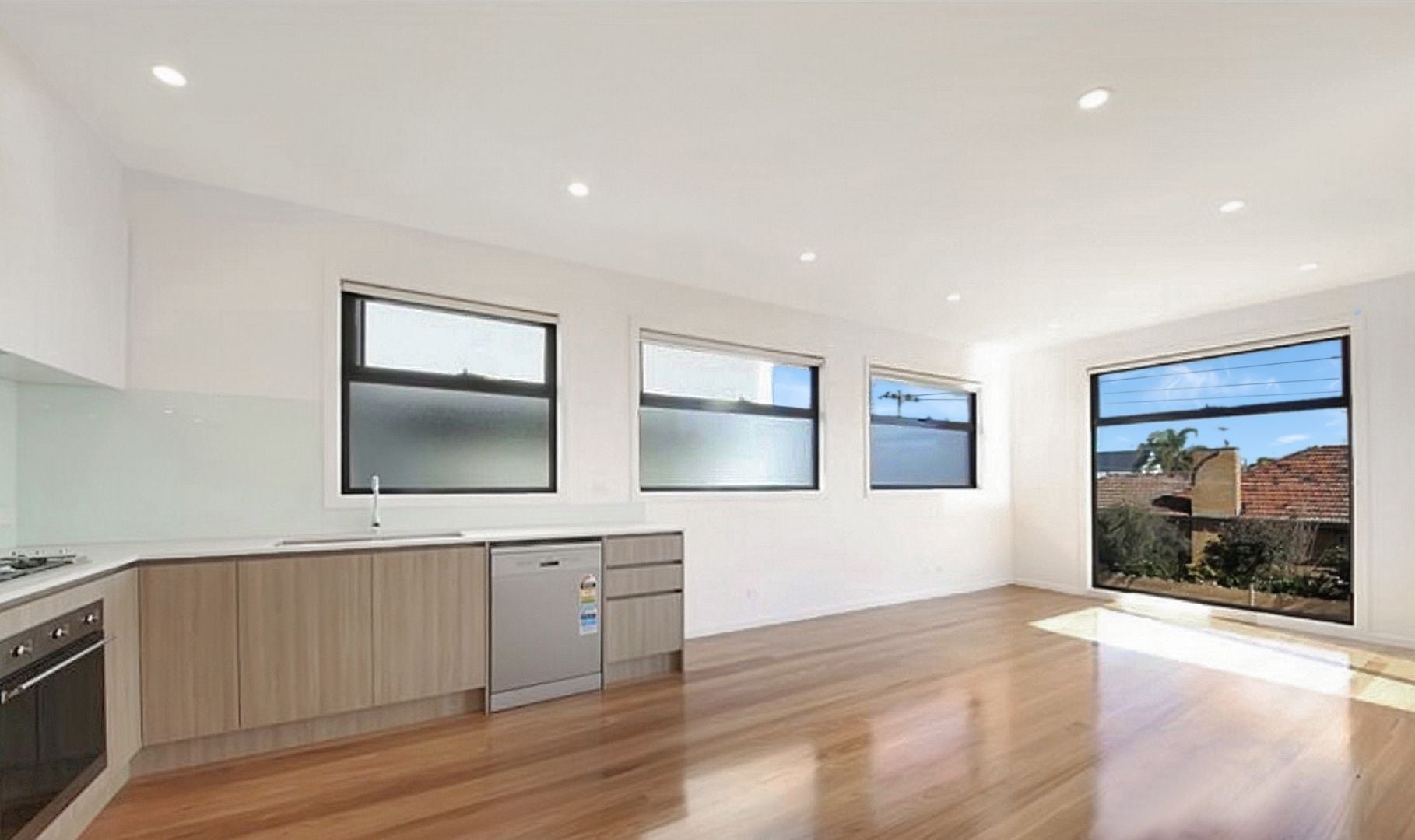 Light filled living in Northcote