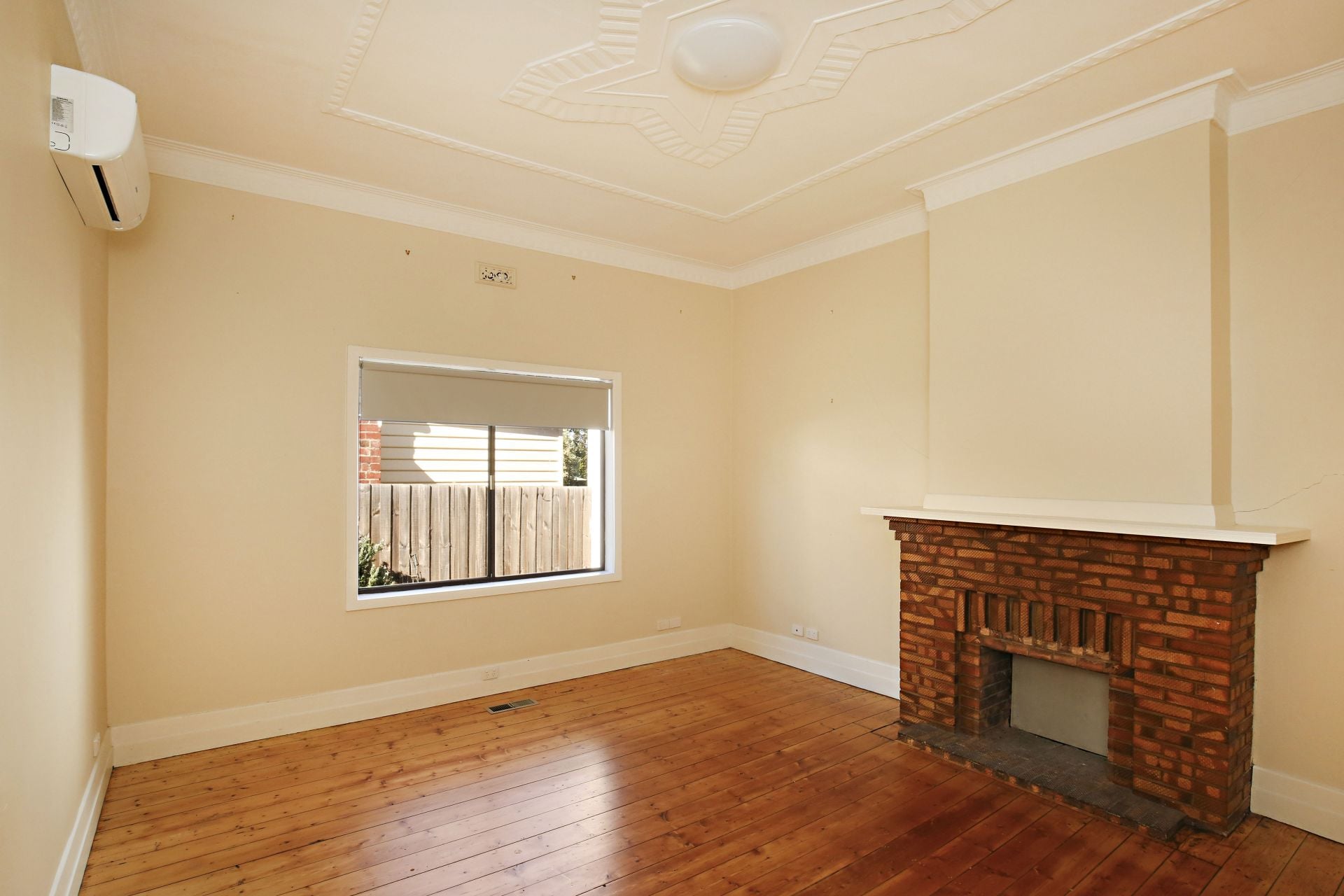 Beautiful 3 bedroom Home!