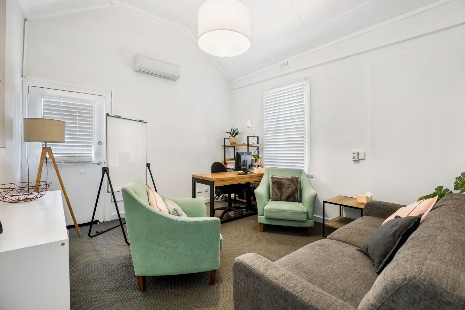 46 Sternberg Street, Kennington, Kennington - Thumbnail 6