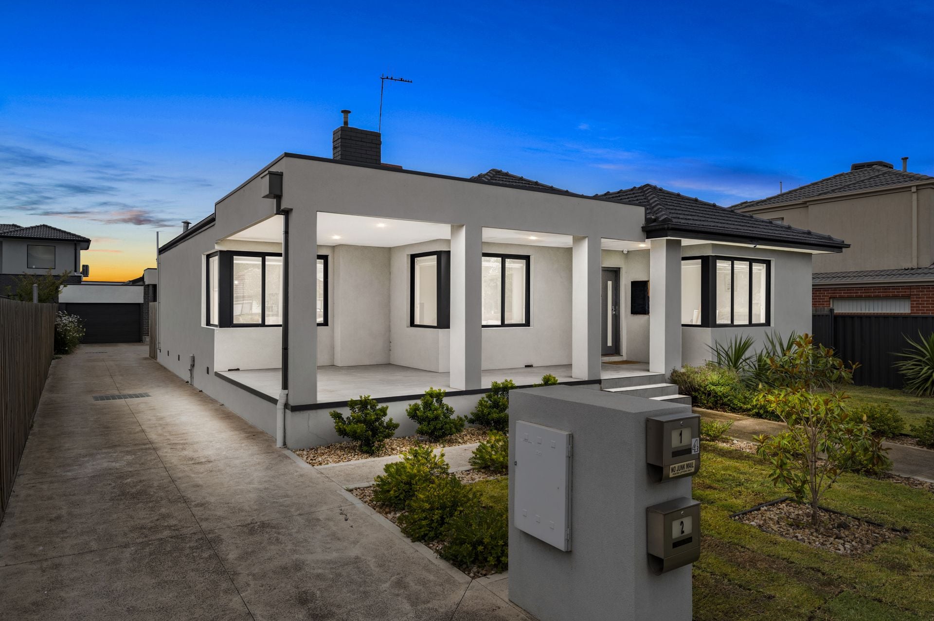 RENOVATED ELEVATED BEAUTY - WALK TO THE TRAIN