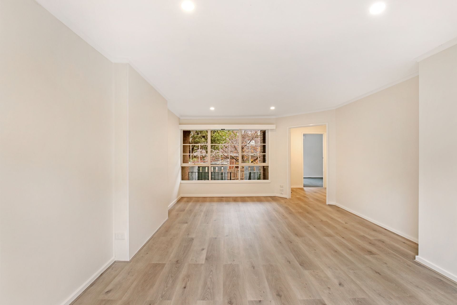 Private, secure, FULLY RENOVATED delight!