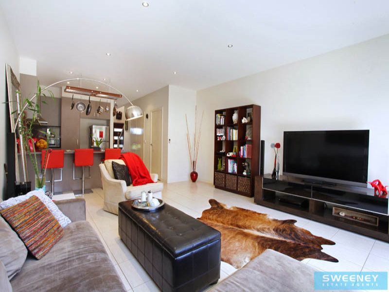 8 Kensington Street, Caroline Springs - Thumbnail 5