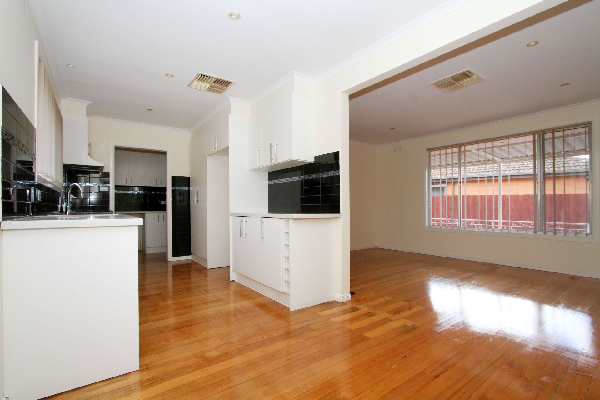 PERFECT HOME, PERFECT LOCATION   *Insp Wed 25th Nov @ 4:05pm & Sat 28th Nov @ 10:45am*