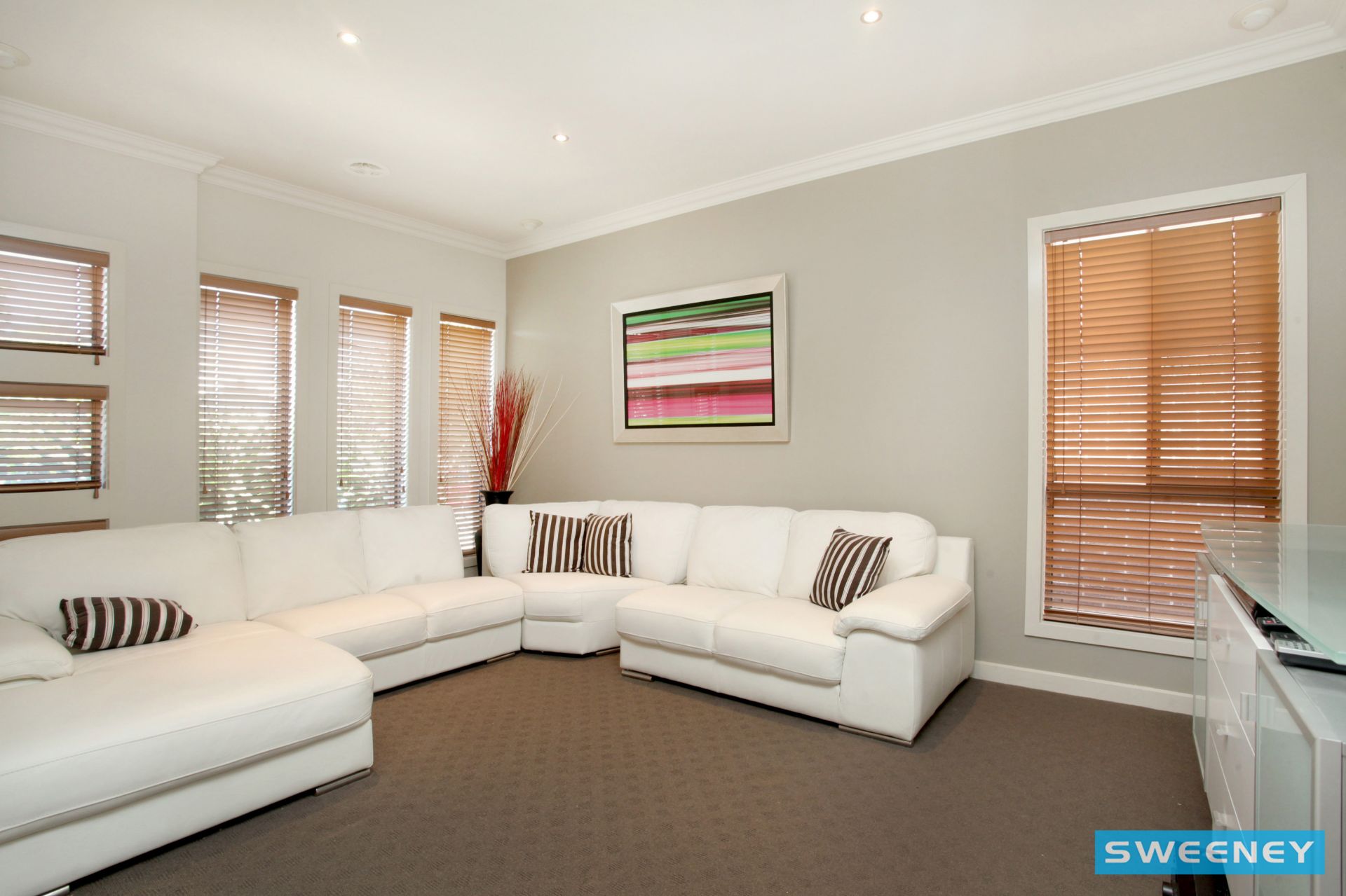 17 Mount Way, Caroline Springs - Thumbnail 5