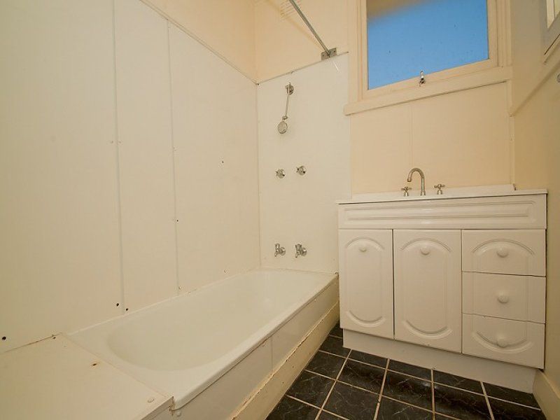 86 George Street, Devonport