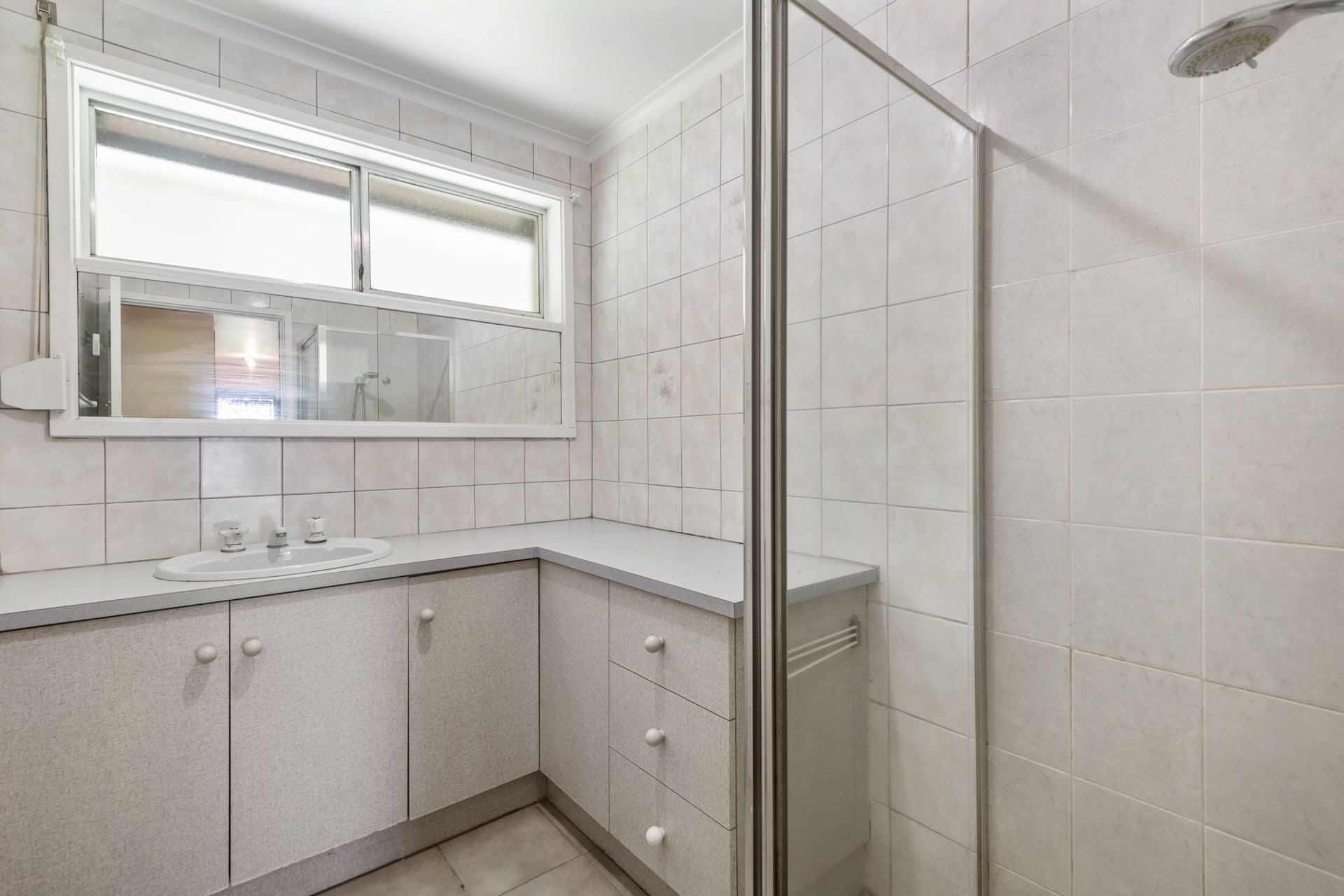 PERFECT FAMILY HOME IN PERFECT QUIET COURT LOCATION