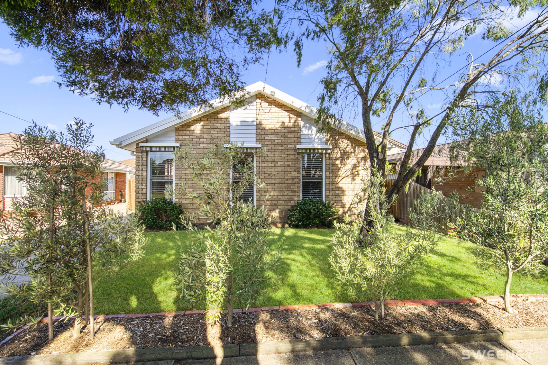 15 Shirley Street, Altona Meadows - Thumbnail 2
