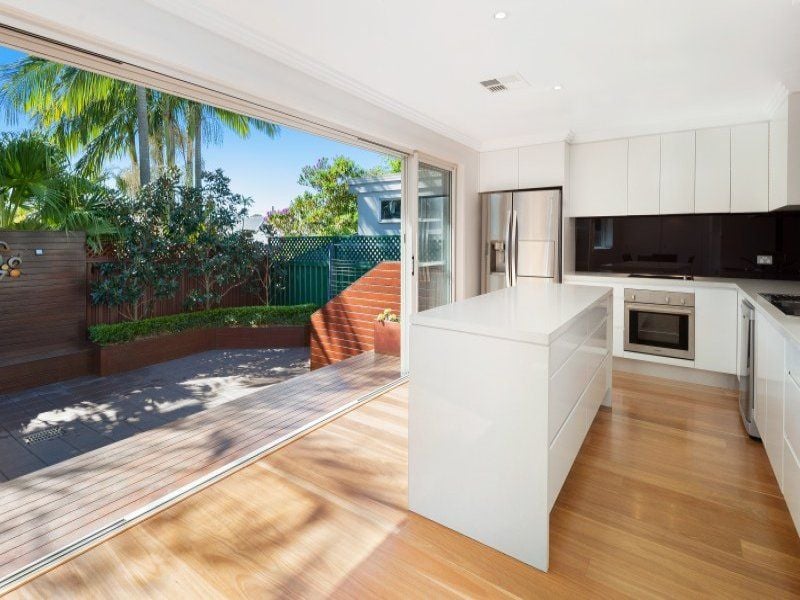 33 Taronga Parade, CARINGBAH, Caringbah - Thumbnail 6