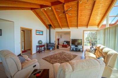 3
 
 
 
  
 
 
 1
 
 
 
  
 
 
 2
 
 
 
 
 
 
 
 94 Lillico Road, Lillico TAS 7310, Lillico - Thumbnail 6