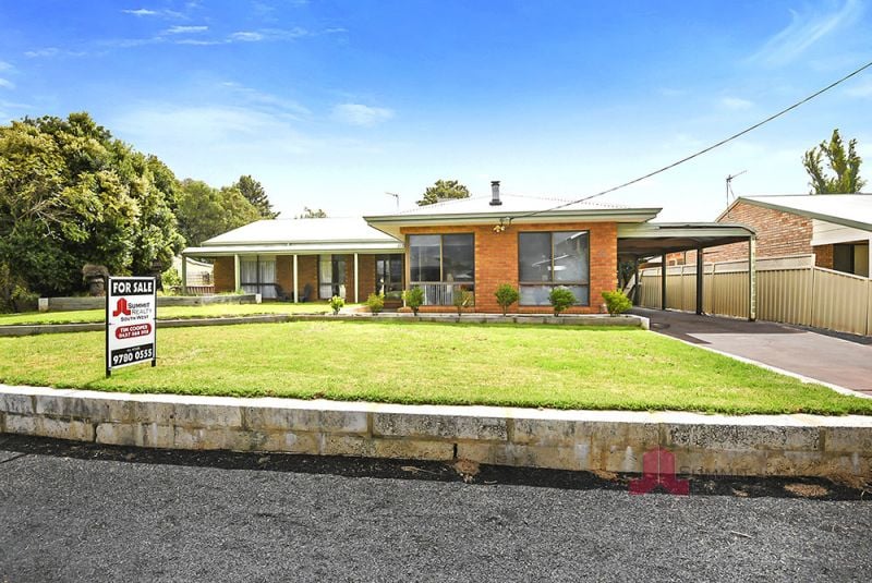 Real Estate For Sale 30 Castieau Street Burekup , WA