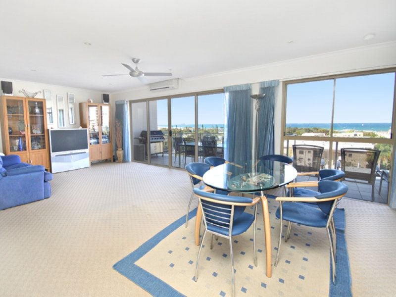 503/23 Cotton Tree Parade MAROOCHYDORE QLD, Maroochydore - Thumbnail 2