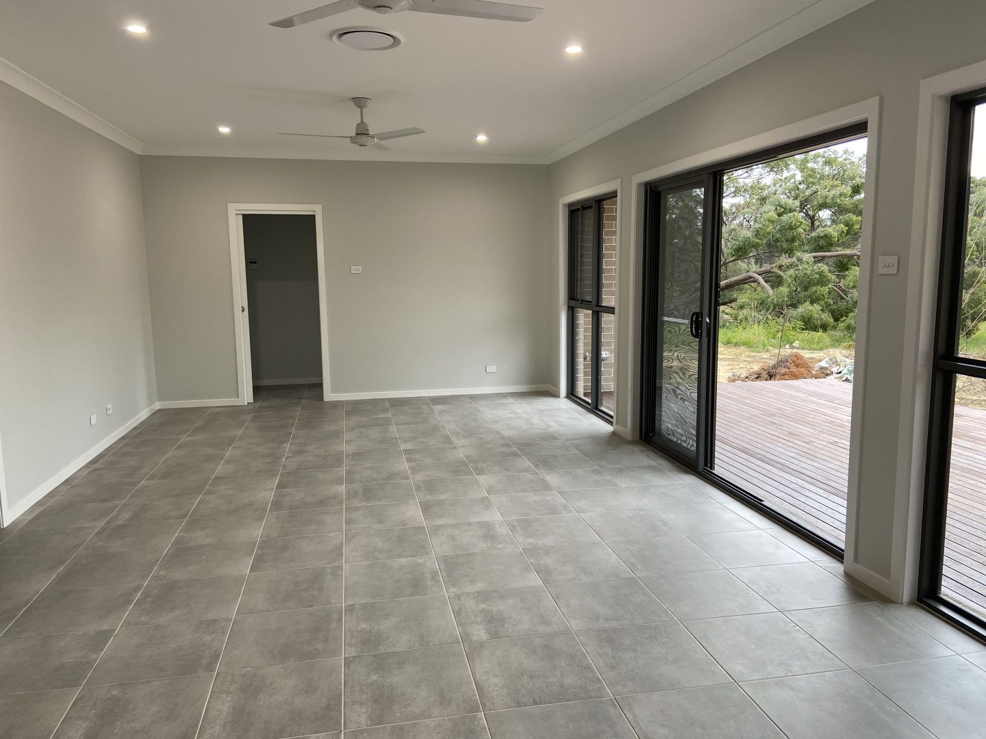 Real Estate For Lease 10 Deepwater Circuit North Kellyville , NSW