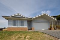 38 Jackson Drive, Drouin VIC