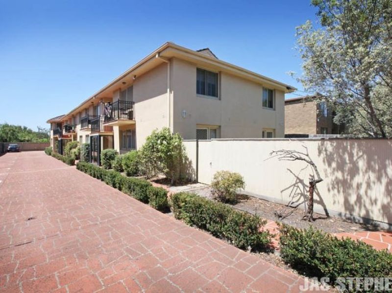 1/5 Gordon Street FOOTSCRAY VIC, Footscray - Thumbnail 2