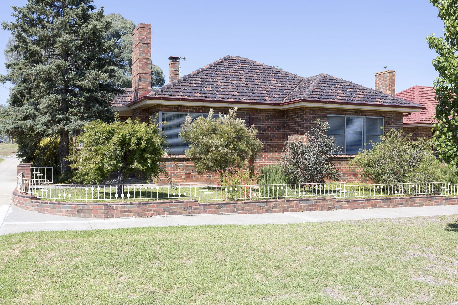 104 Neale Street, Flora Hill DCK Real Estate