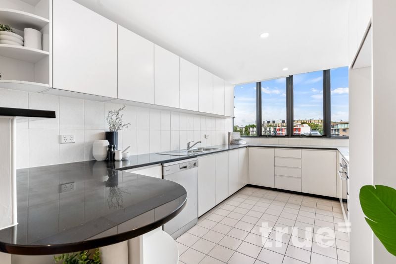 601/1-3 Larkin Street Camperdown NSW, Camperdown - Thumbnail 5