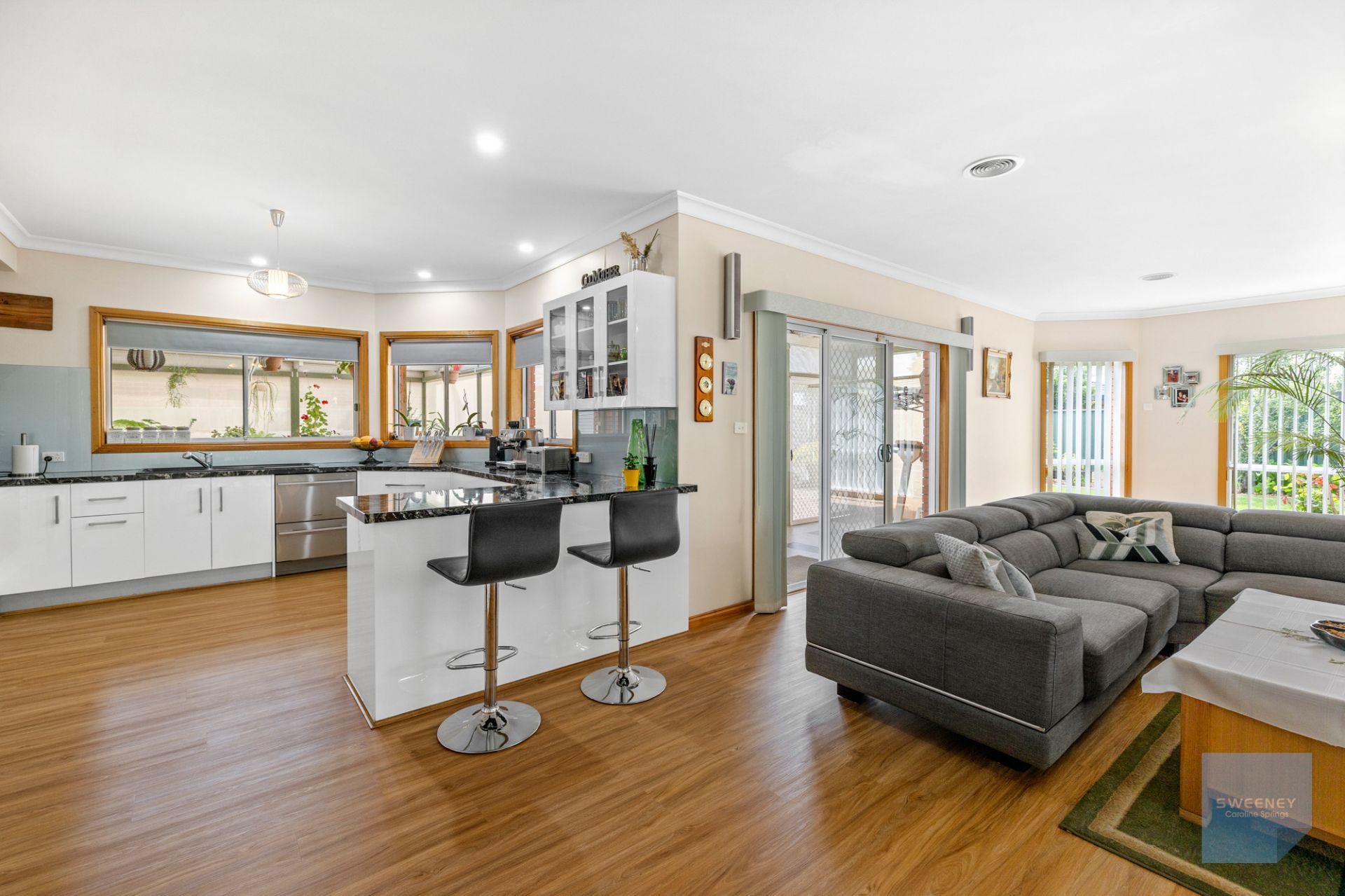 83 Chisholm Drive, Caroline Springs - Thumbnail 7