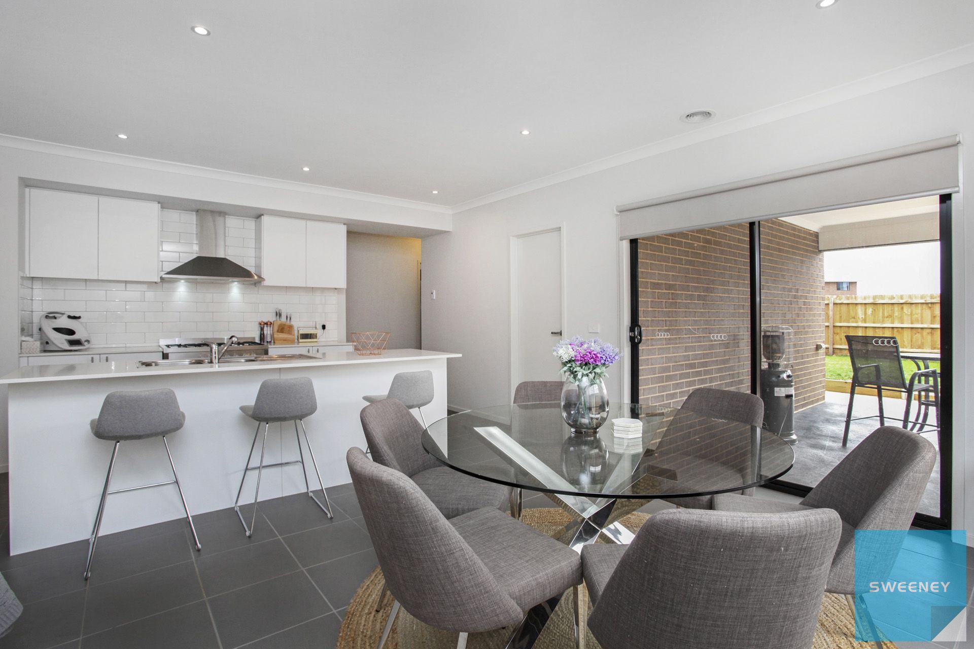 8 Hargraves Street, Rockbank - Thumbnail 4