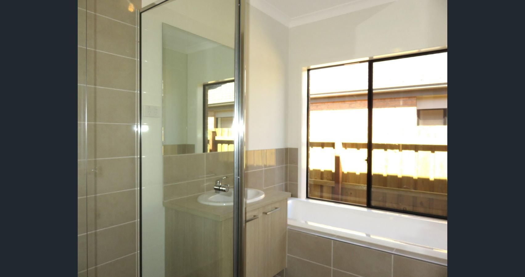 LUXURY HOME AT YOUR FINGERTIPS