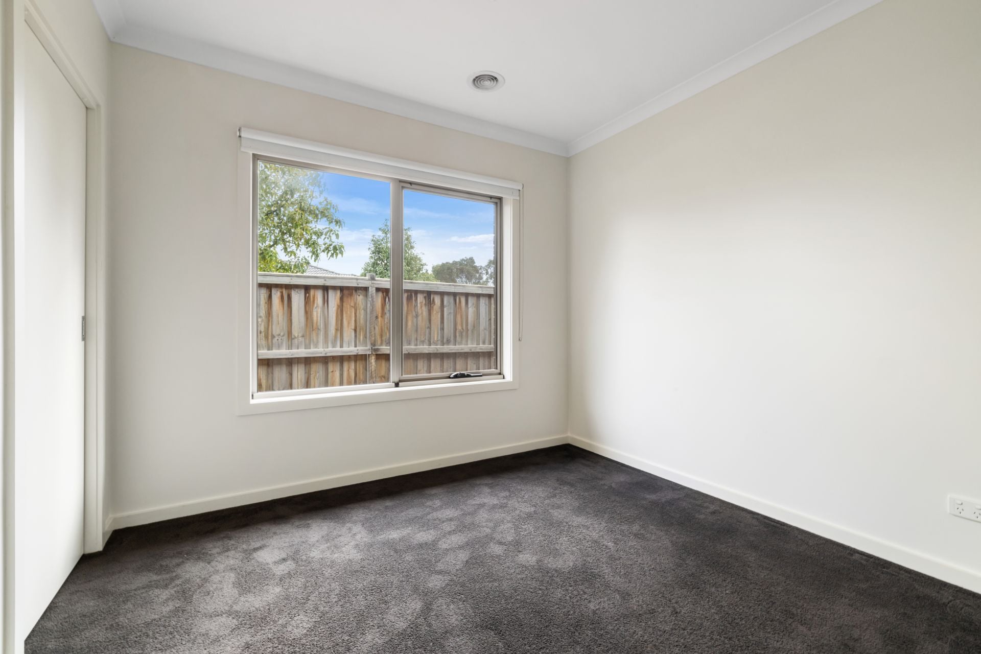 Modern Comfort in a Prime Mernda Location
